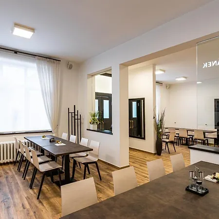 Jordanek 酒店 Opočno